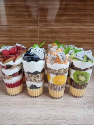 deserki z granolą dietetyk